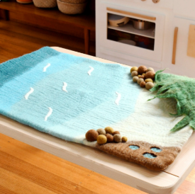 Sea & Rockpool Large Felt Play Mat