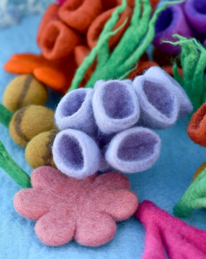 Reef Round Felt Play Mat