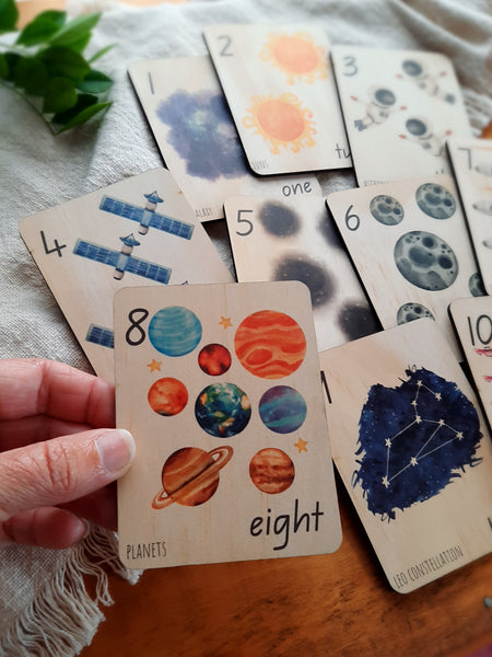 1-10 Outer Space - Mini Flash Cards