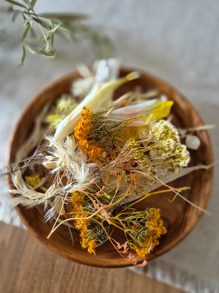 Dried Flowers Yellows - Pack Five